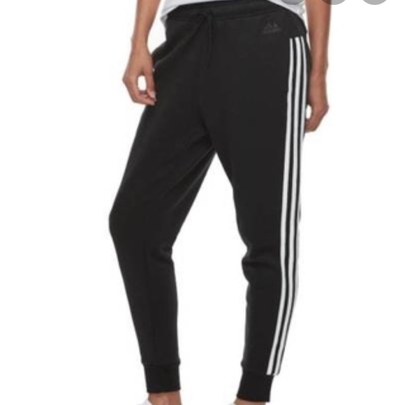 womans adidas joggers